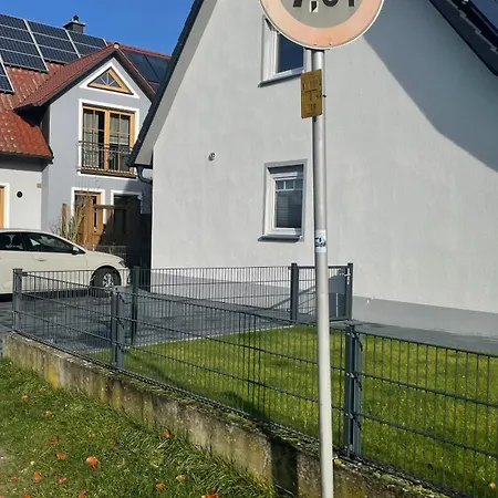 Modernes Apartament *